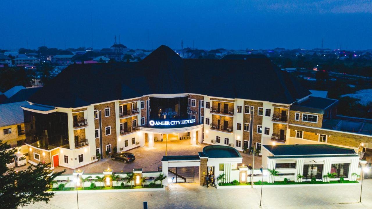 Amber City Hotels Оуери Екстериор снимка